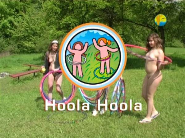 Family naturism video - Hoola Hoola [Bodyart Collection]