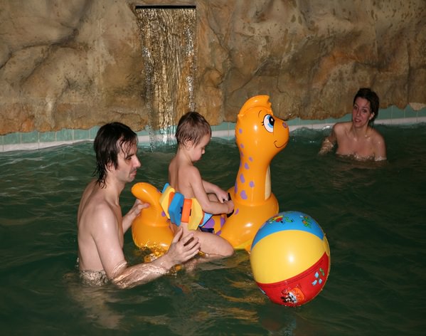 Family of naturist in an aquapark - photo FKK [Bodyart Collection]