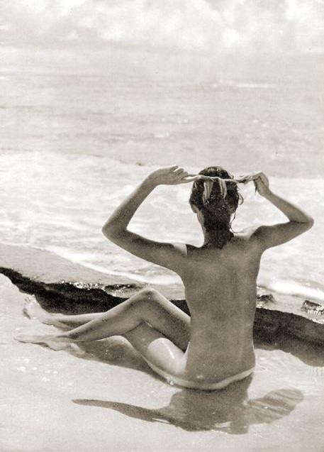 Photo retro materials of a family nudism [Bodyart Collection]