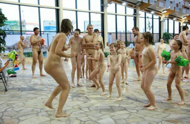 Family nudism in the pool - active recreation and entertainments (set 19) [Bodyart Collection]