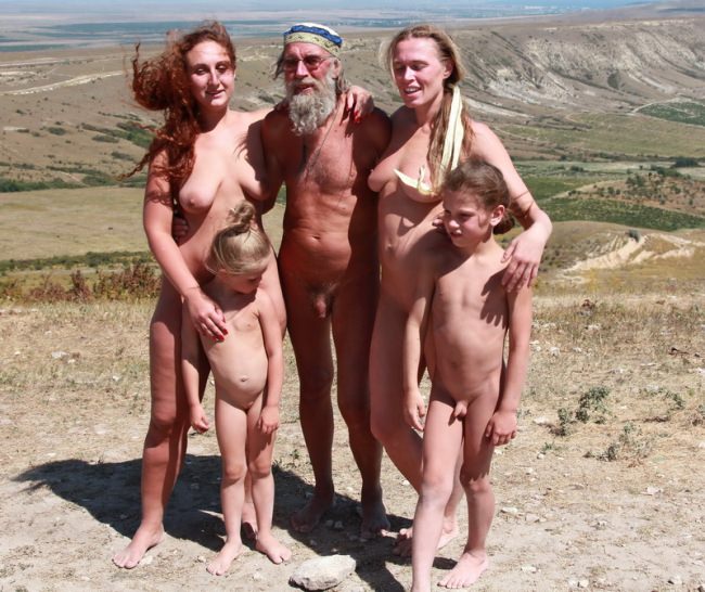 Photography family nudism in the mountains (set 31) [Bodyart Collection]