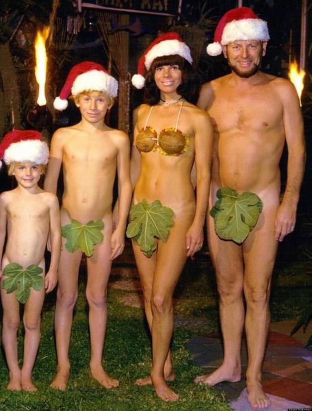 Naturism christmas video in high quality purenudism [Bodyart Collection]