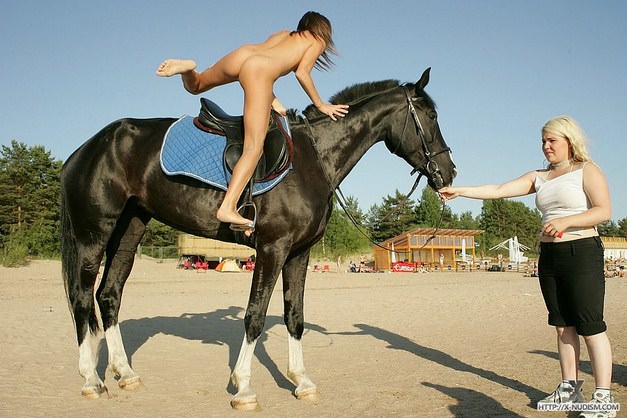 Horseback riding family nudist summer sea photo [Bodyart Collection]