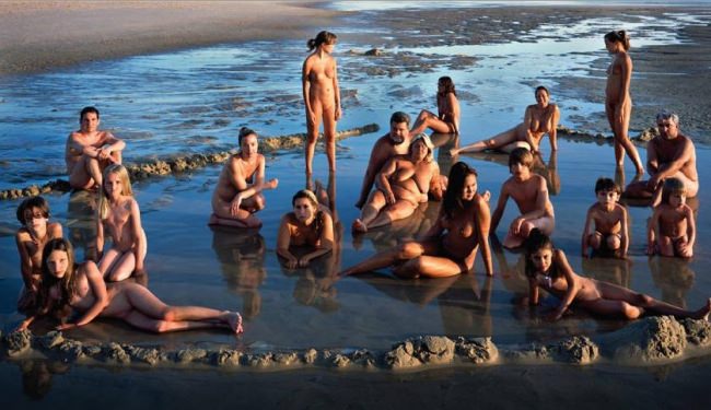 Nudism Naturism France video (second series) [Bodyart Collection]